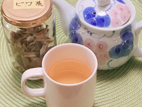 びわの葉でびわ茶✧˖°